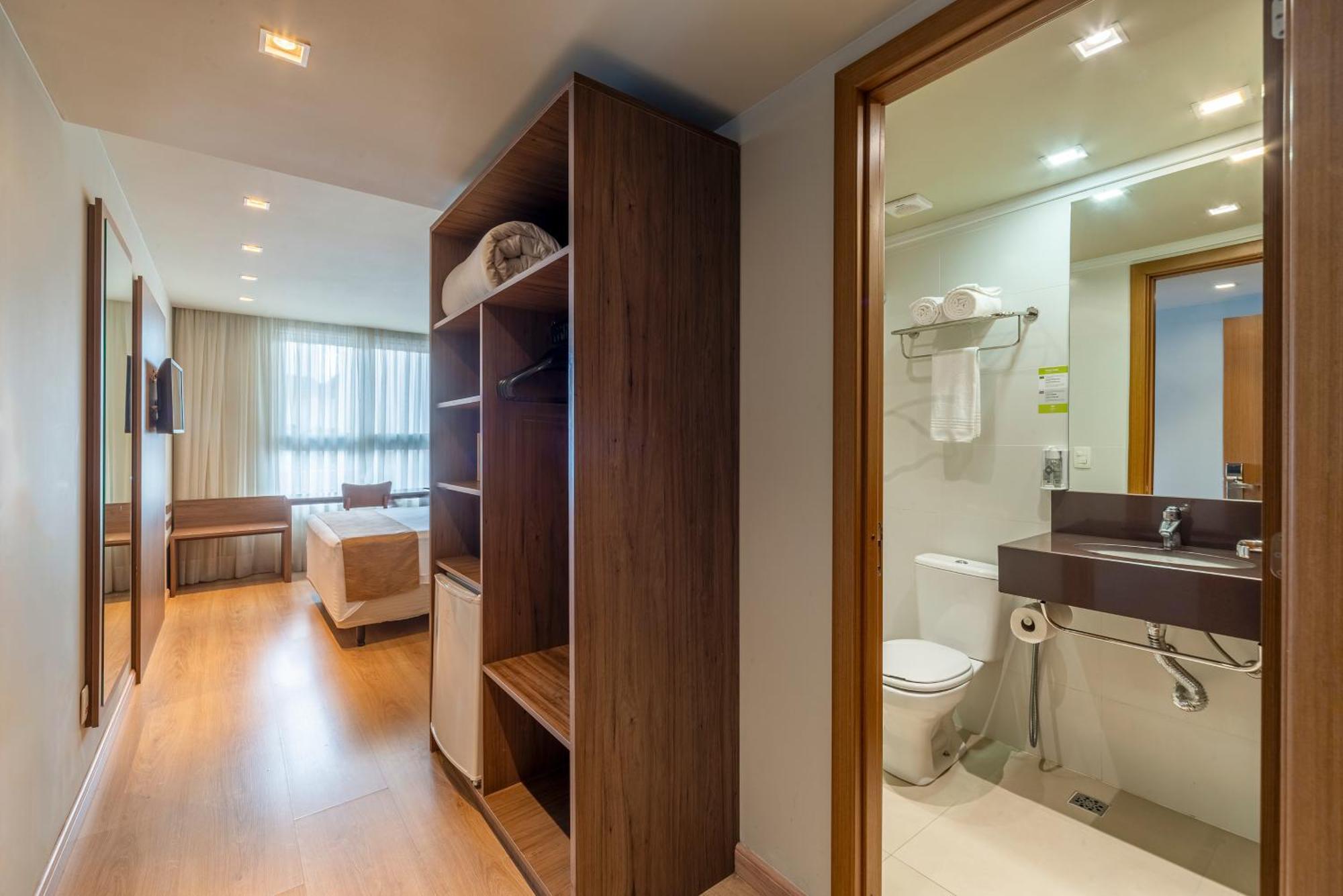 Hotel Laghetto Vivace Канела Экстерьер фото